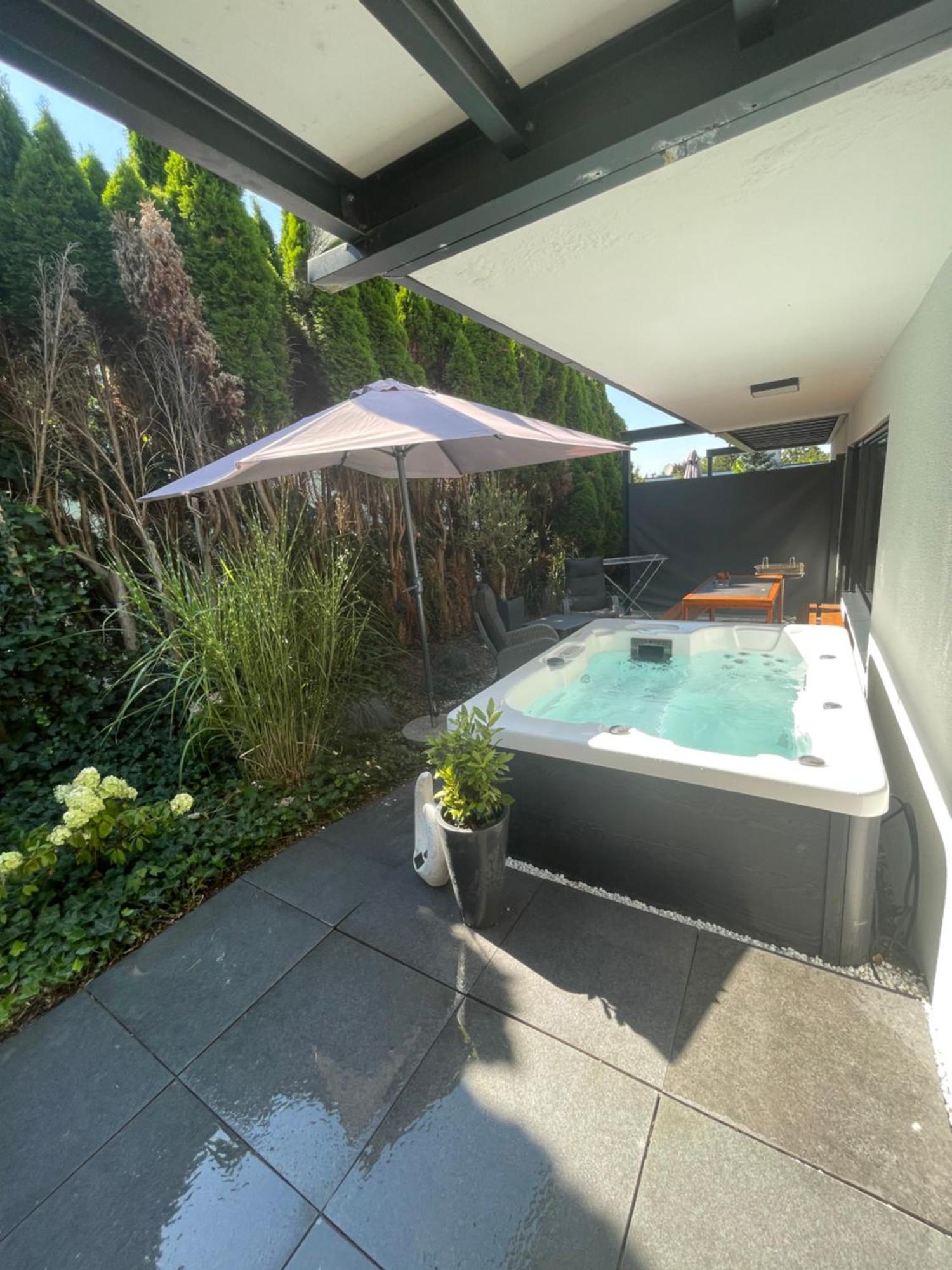 Apartment Rosmarin - Kuschelige - Romantik & Entspannung Im Whirlpool Auf Privater Terrasse, Ruhe & Hund Willkommen - By Ferienwohnenamsee - Uberlingen